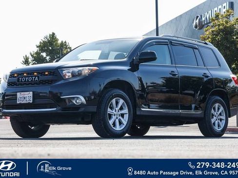 Used 2012 Toyota Highlander SE w/ Tow Pkg AWD/4WD image 1