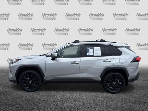 Used 2024 Toyota RAV4 XLE Premium FWD image 7