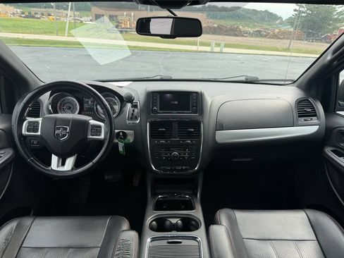 Used 2017 Dodge Grand Caravan GT FWD image 7