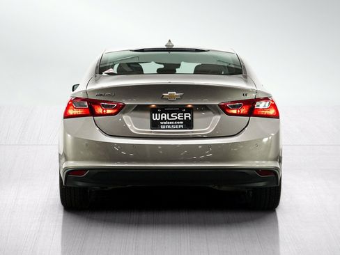 Used 2023 Chevrolet Malibu LT w/ Driver Confidence Package FWD image 4