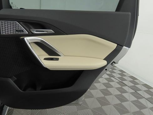 Used 2025 BMW X1 xDrive28i w/ Premium Package image 28