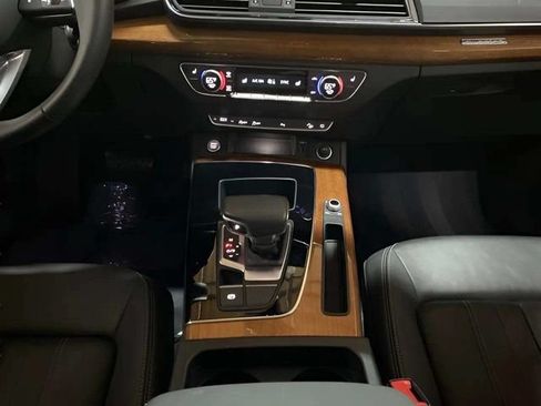 Used 2023 Audi Q5 2.0T Premium AWD/4WD image 14