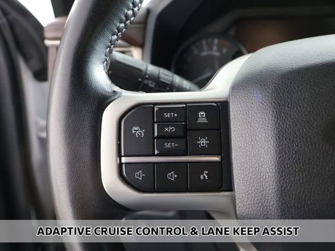 Used 2024 Ford Expedition Limited RWD image 5
