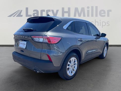 Used 2020 Ford Escape SE FWD image 5