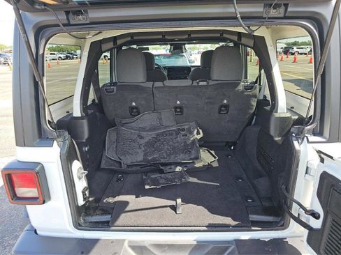 Used 2025 Jeep Wrangler Unlimited Sport AWD/4WD image 23
