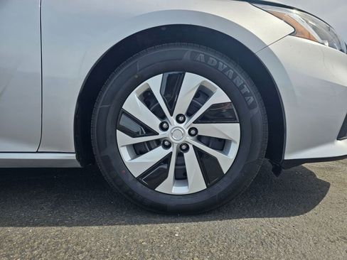 Used 2019 Nissan Altima 2.5 S FWD image 9