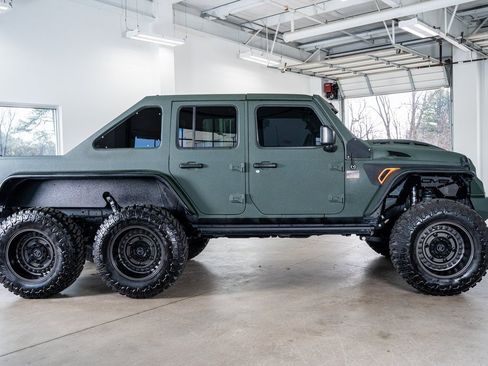 Used 2019 Jeep Wrangler Unlimited Sport S image 5