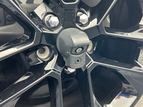 Used 2022 Jeep Wrangler Unlimited Sahara AWD/4WD image 39