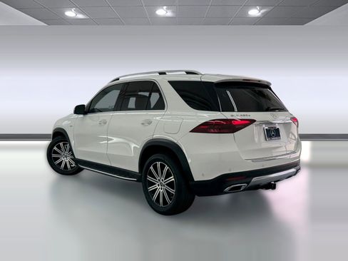 Used 2025 Mercedes-Benz GLE 450e 4MATIC w/ Winter Package image 3