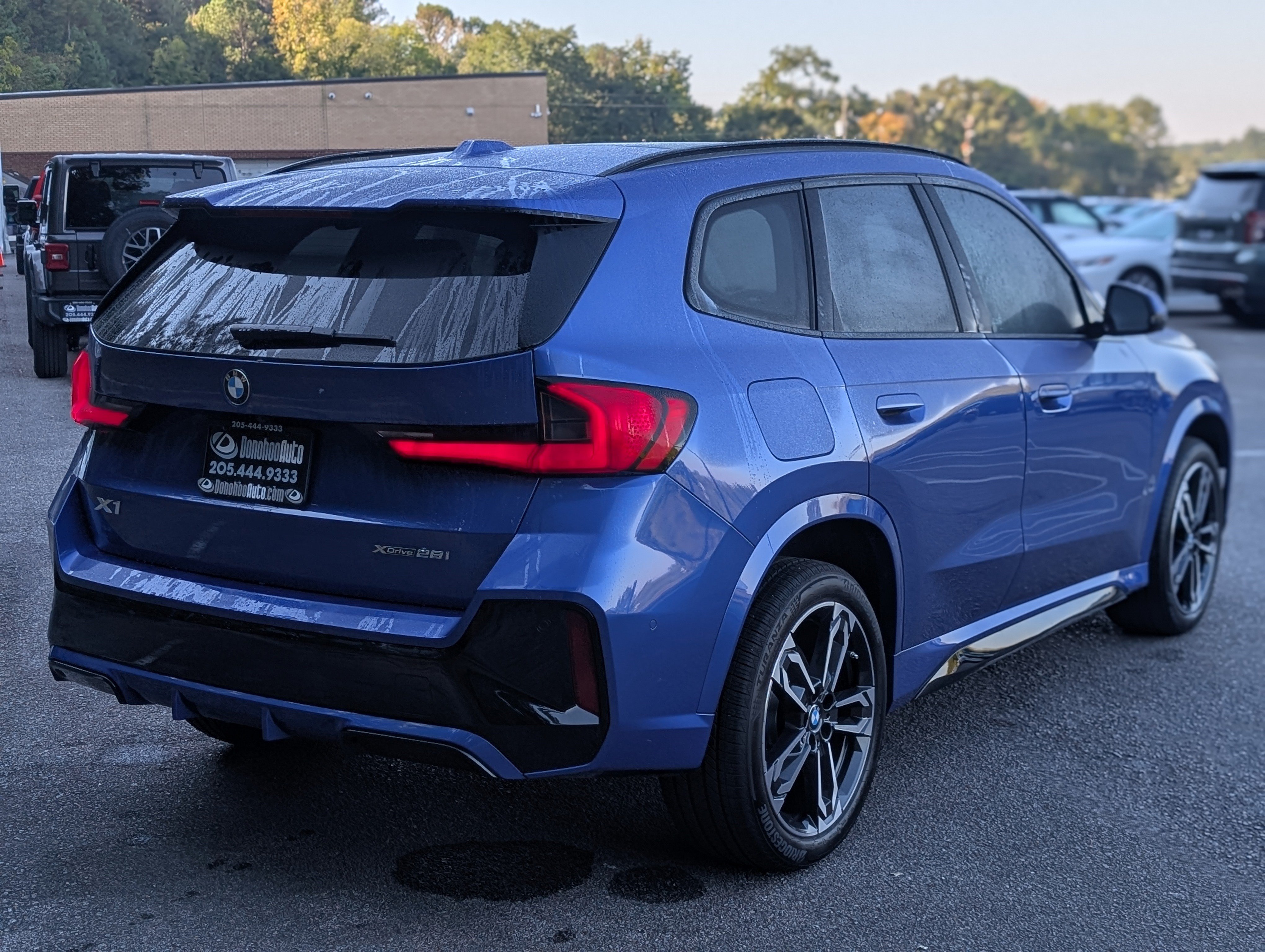 Used 2025 BMW X1 xDrive28i w/ Technology Package AWD/4WD image 9