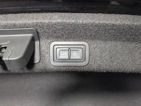 Used 2020 Audi S6 Premium Plus image 29