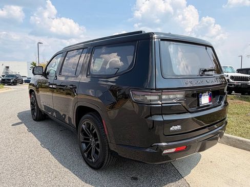 Used 2023 Jeep Grand Wagoneer Series III w/ Rear Seat Video Group 1 AWD/4WD image 19