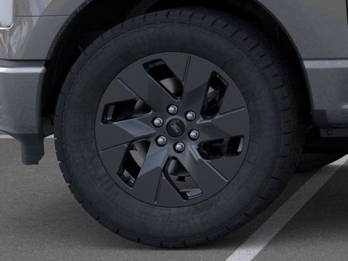 New 2025 Ford F150 Lightning Flash image 19