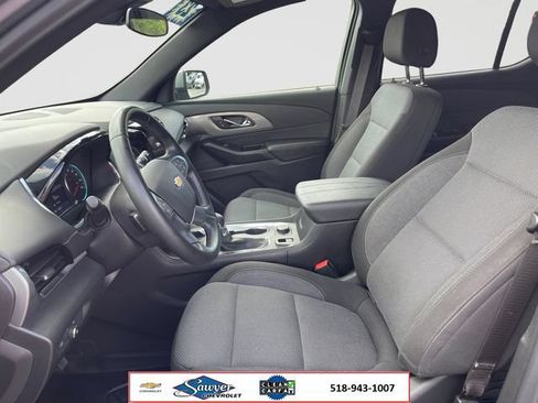 Used 2023 Chevrolet Traverse LT w/ LPO, Floor Liner Package AWD/4WD image 10