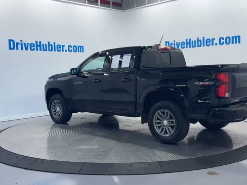 Used 2024 Chevrolet Colorado LT w/ LT Convenience Package III image 9