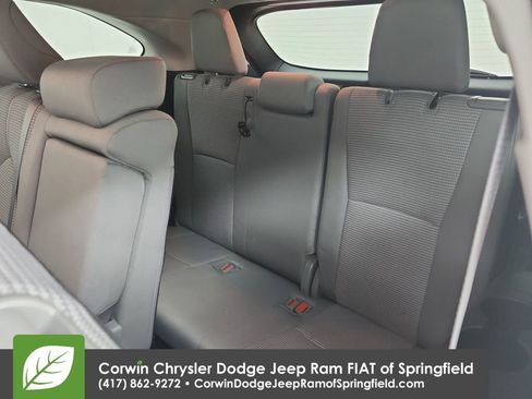 Used 2023 Toyota Highlander LE image 29