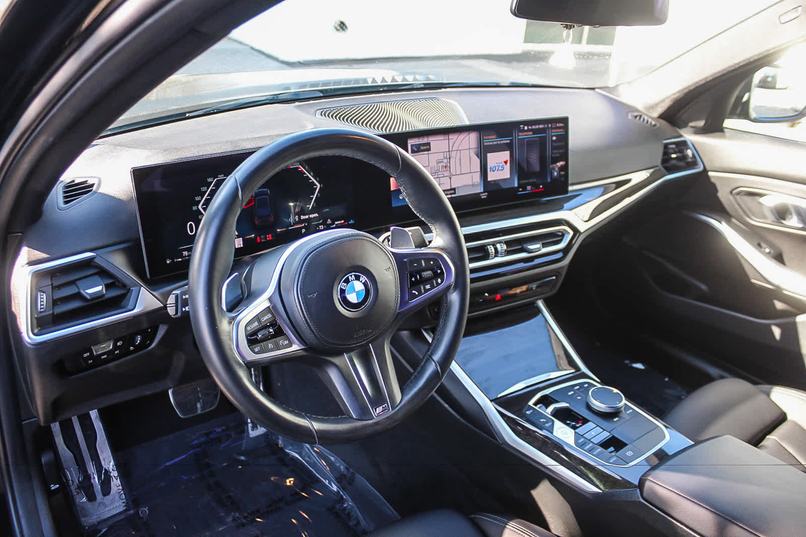 Used 2023 BMW 330i Sedan w/ M Sport Package RWD image 16