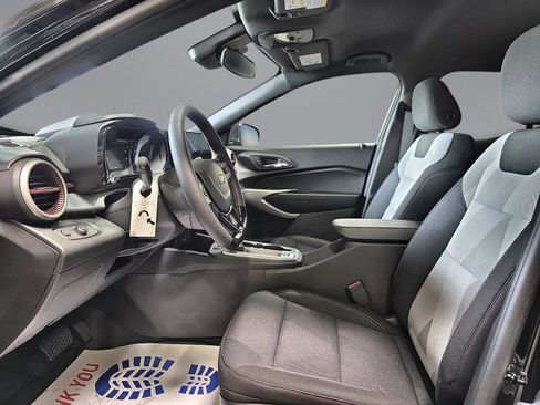 New 2026 Chevrolet Trax RS FWD image 19