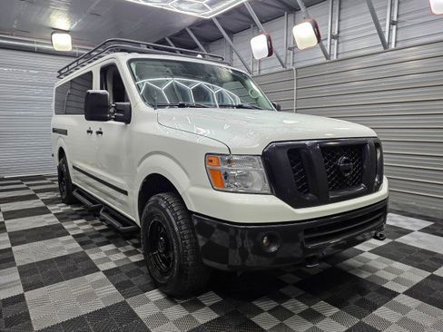 Used 2020 Nissan NV 3500 SL RWD image 4