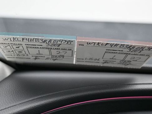 Used 2024 Mercedes-Benz E 350 4MATIC Sedan image 12