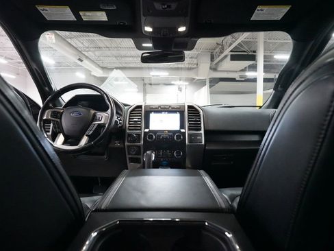 Used 2019 Ford F150 Platinum w/ Equipment Group 701A Luxury AWD/4WD image 6