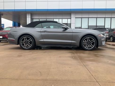 Used 2022 Ford Mustang Convertible w/ Equipment Group 101A image 34