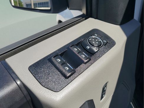 Used 2020 Ford F150 XL w/ Equipment Group 101A Mid AWD/4WD image 13