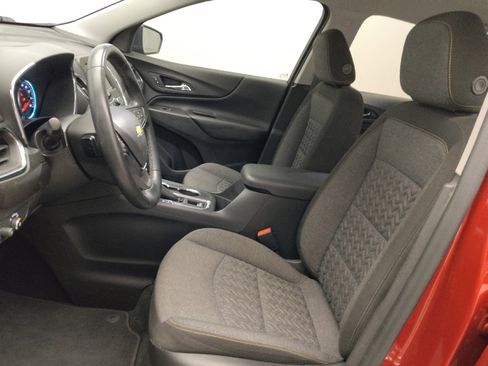 Used 2024 Chevrolet Equinox LT image 17