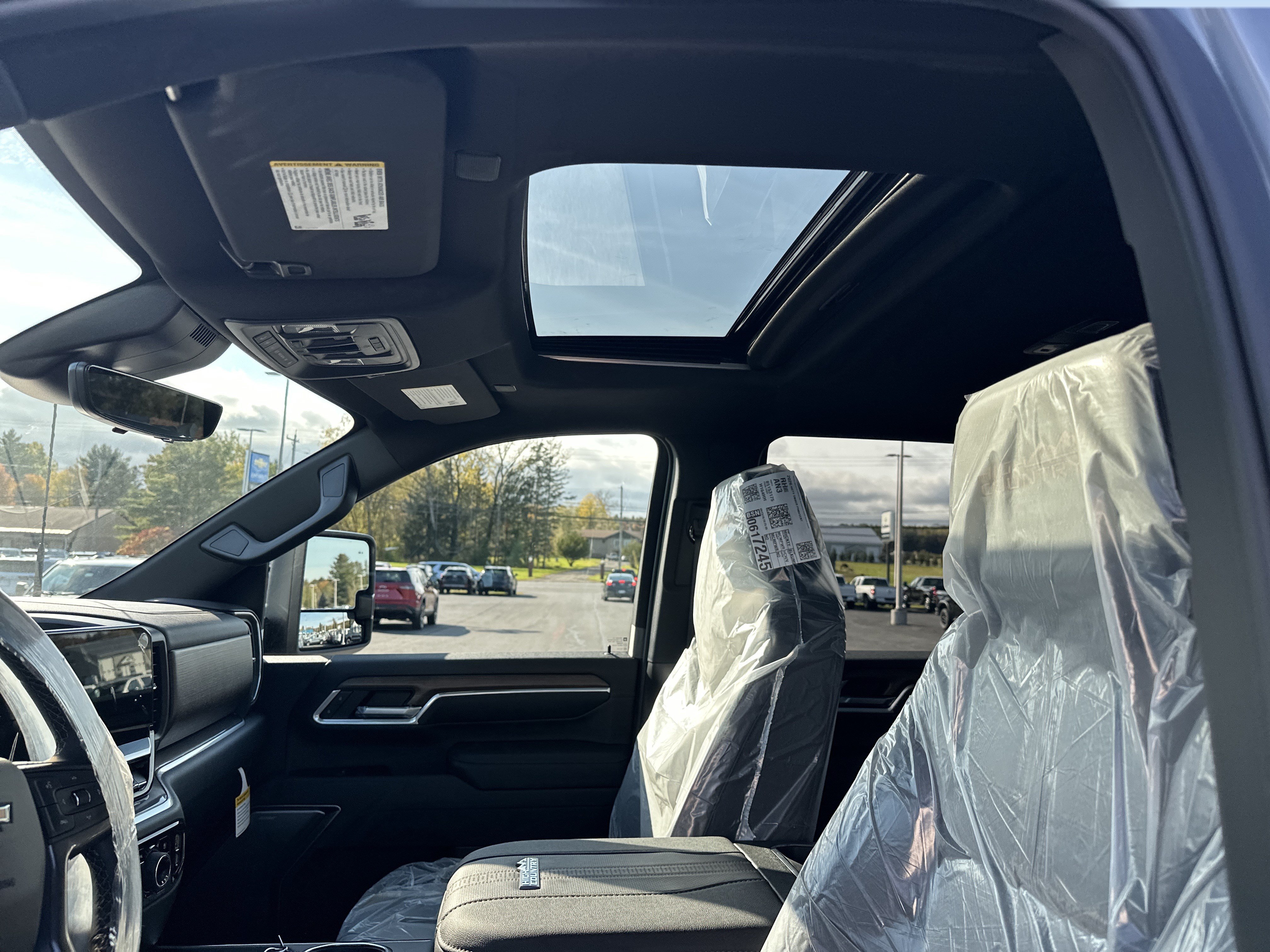 New 2026 Chevrolet Silverado 2500 High Country w/ High Country Premium Package AWD/4WD image 9