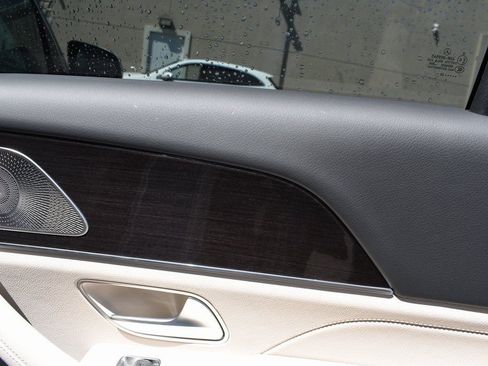 Used 2023 Mercedes-Benz GLE 350 4MATIC image 27