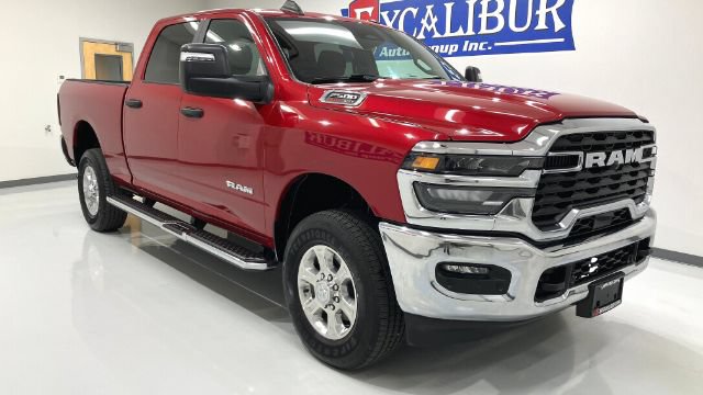Used 2026 RAM 2500 Big Horn AWD/4WD image 4