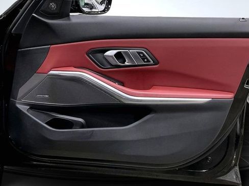 Used 2023 BMW 330i xDrive Sedan w/ Premium Package image 24