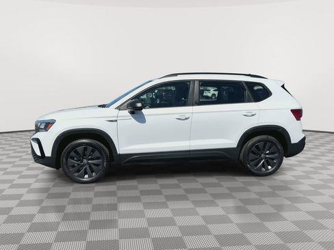 Used 2024 Volkswagen Taos S image 5