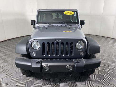 Used 2016 Jeep Wrangler Unlimited Sport AWD/4WD image 9