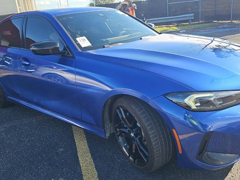 Used 2024 BMW 330i Sedan w/ M Sport Package RWD image 2