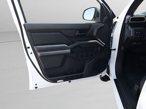 New 2026 Toyota Tacoma SR5 AWD/4WD image 7