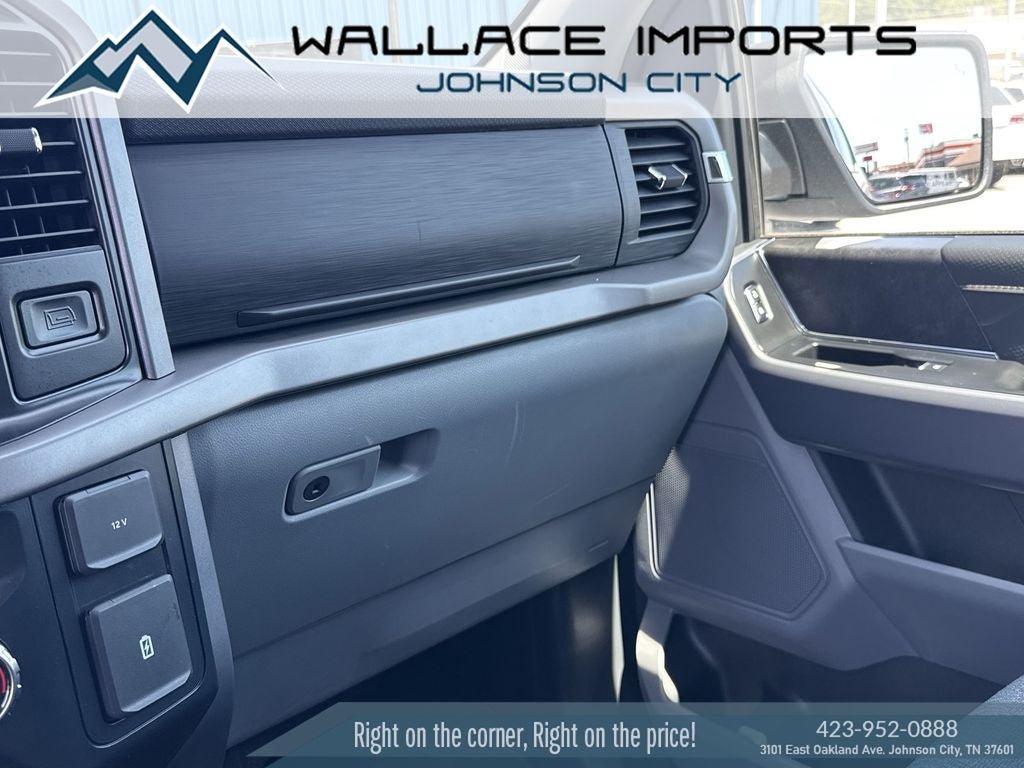 Used 2025 Ford F150 XLT w/ Equipment Group 301A Standard AWD/4WD image 18