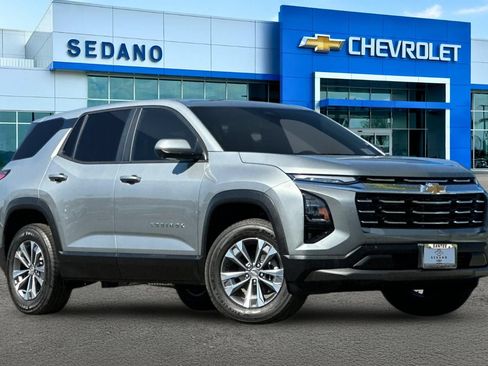 New 2026 Chevrolet Equinox LT w/ Safety and Technology Package FWD image 2