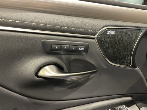 Used 2022 Lexus ES 350 F Sport image 15