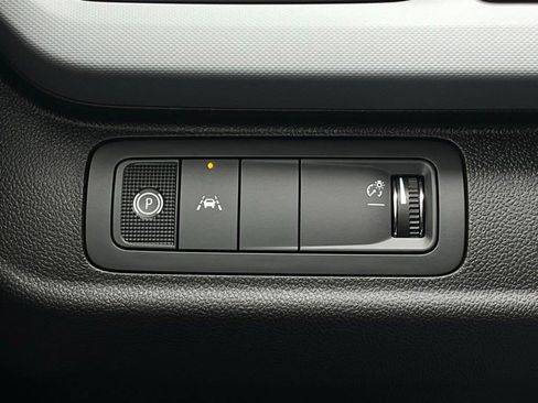 New 2027 Chevrolet Bolt LT FWD image 24