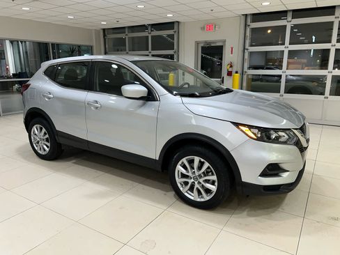 Used 2021 Nissan Rogue Sport S AWD/4WD image 1
