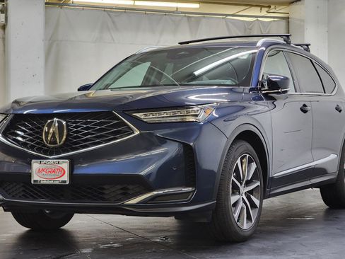 Certified 2025 Acura MDX SH-AWD w/ Technology Package image 10
