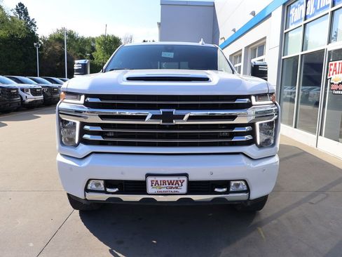 Used 2023 Chevrolet Silverado 3500 High Country w/ Z71 Off-Road Package AWD/4WD image 5