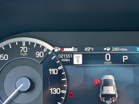 Used 2023 Land Rover Defender 130 X-Dynamic SE image 26