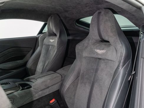 Used 2023 Aston Martin V8 Vantage F1 Edition image 21