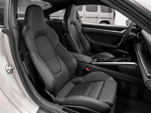 Used 2024 Porsche 911 Turbo S w/ Exterior Package Painted image 31