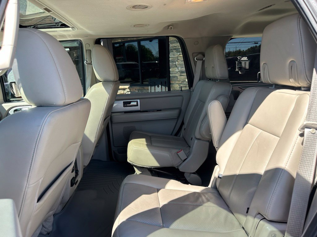 Used 2014 Ford Expedition Limited w/ Equipment Group 301A RWD image 39