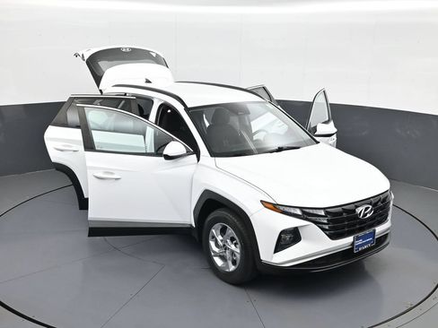 Certified 2024 Hyundai Tucson SEL AWD/4WD image 38