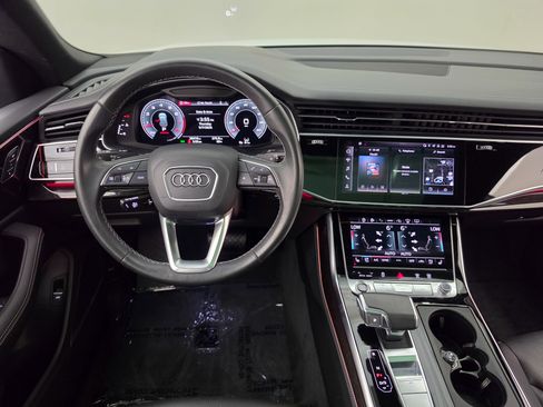 Used 2023 Audi Q8 Prestige AWD/4WD image 29