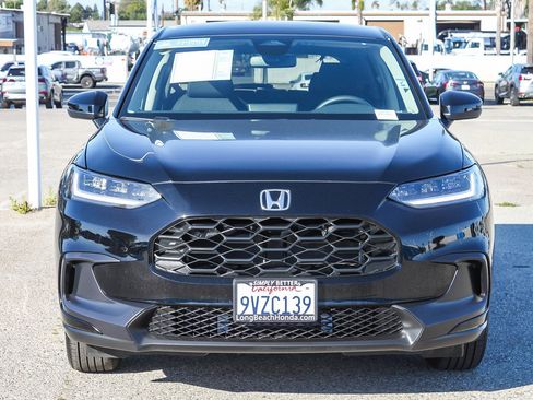 Certified 2026 Honda HR-V LX image 2